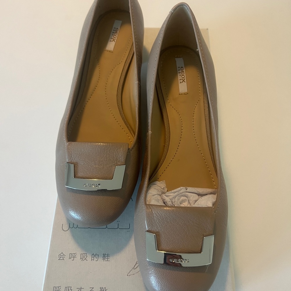 Geox Light Taupe Leather Shoes